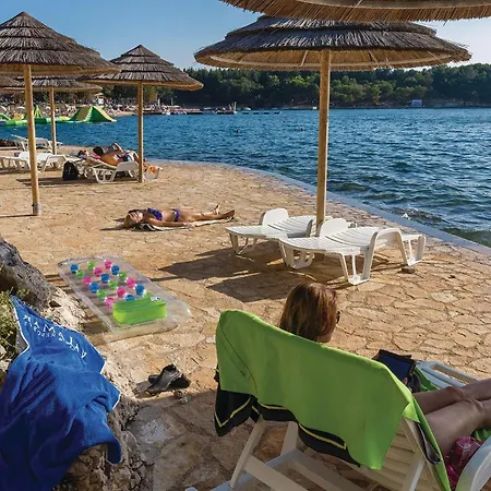 1 Bedroom Awesome In Holiday home Dracevac